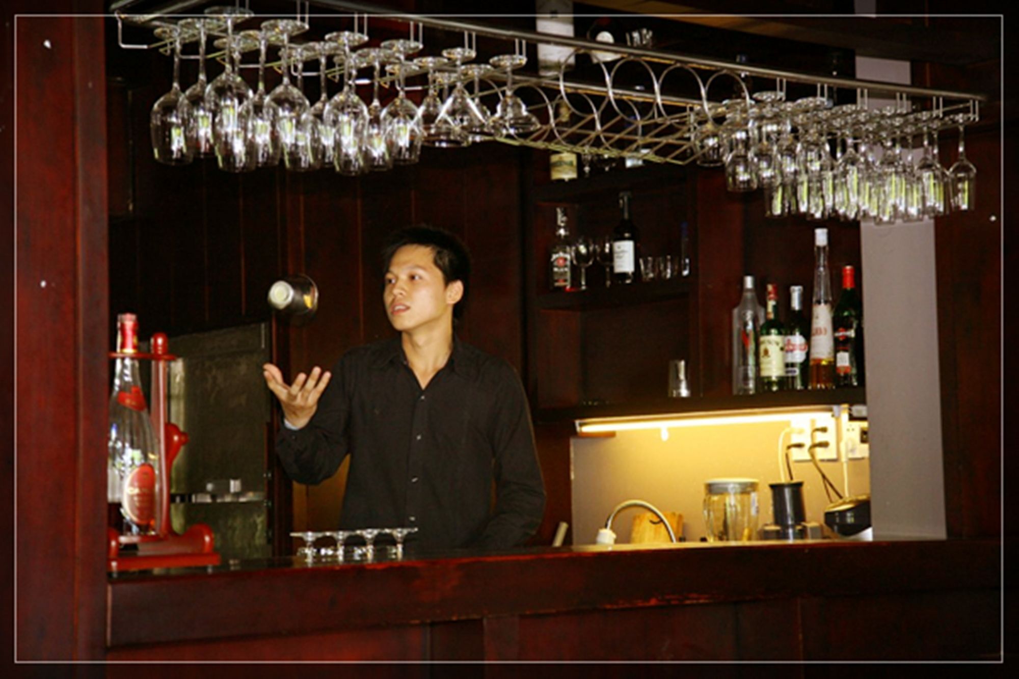 Toki Saigon And Khách sạn 3*