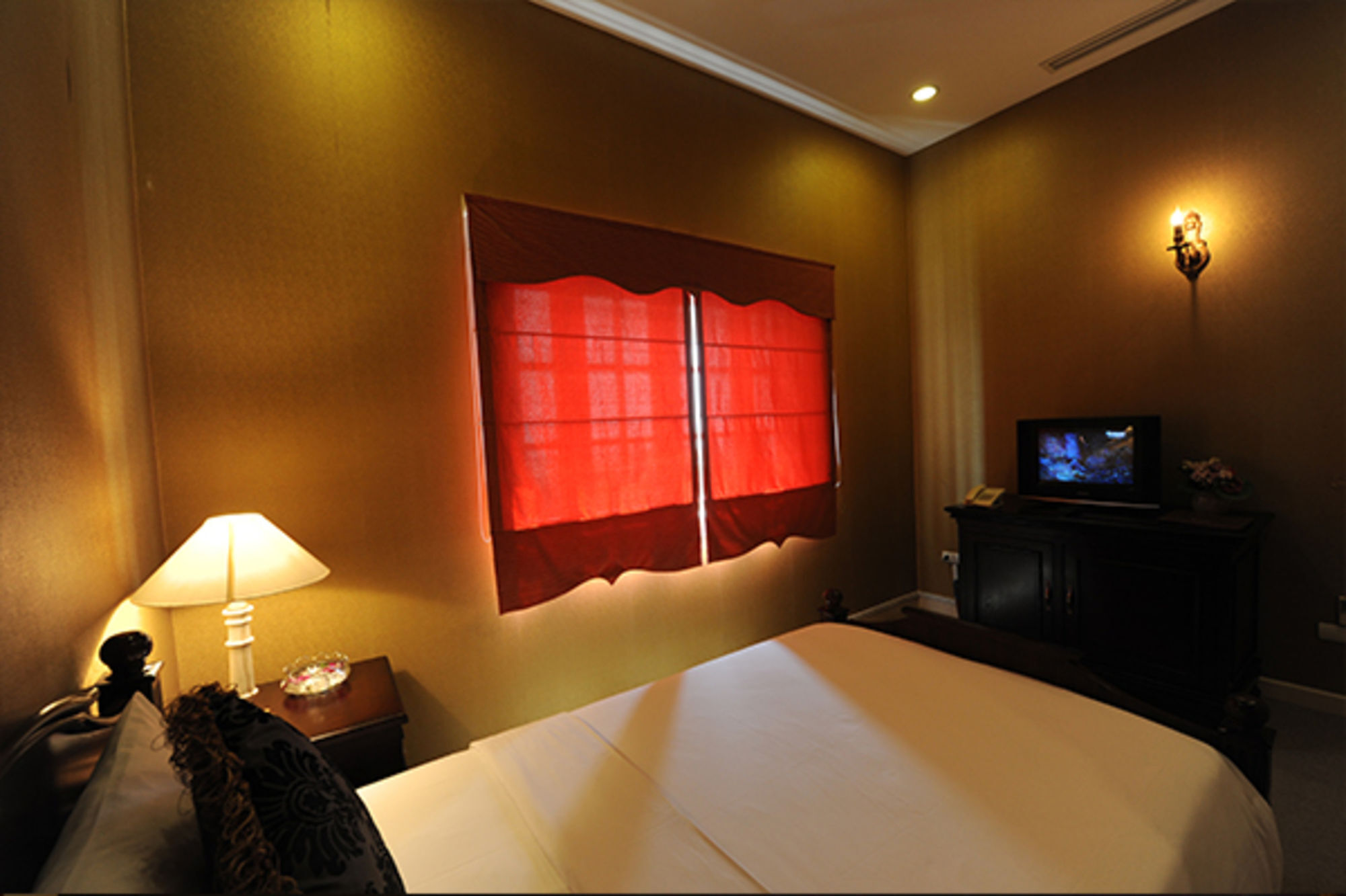 Toki Saigon And 3* TP. Hồ Chí Minh