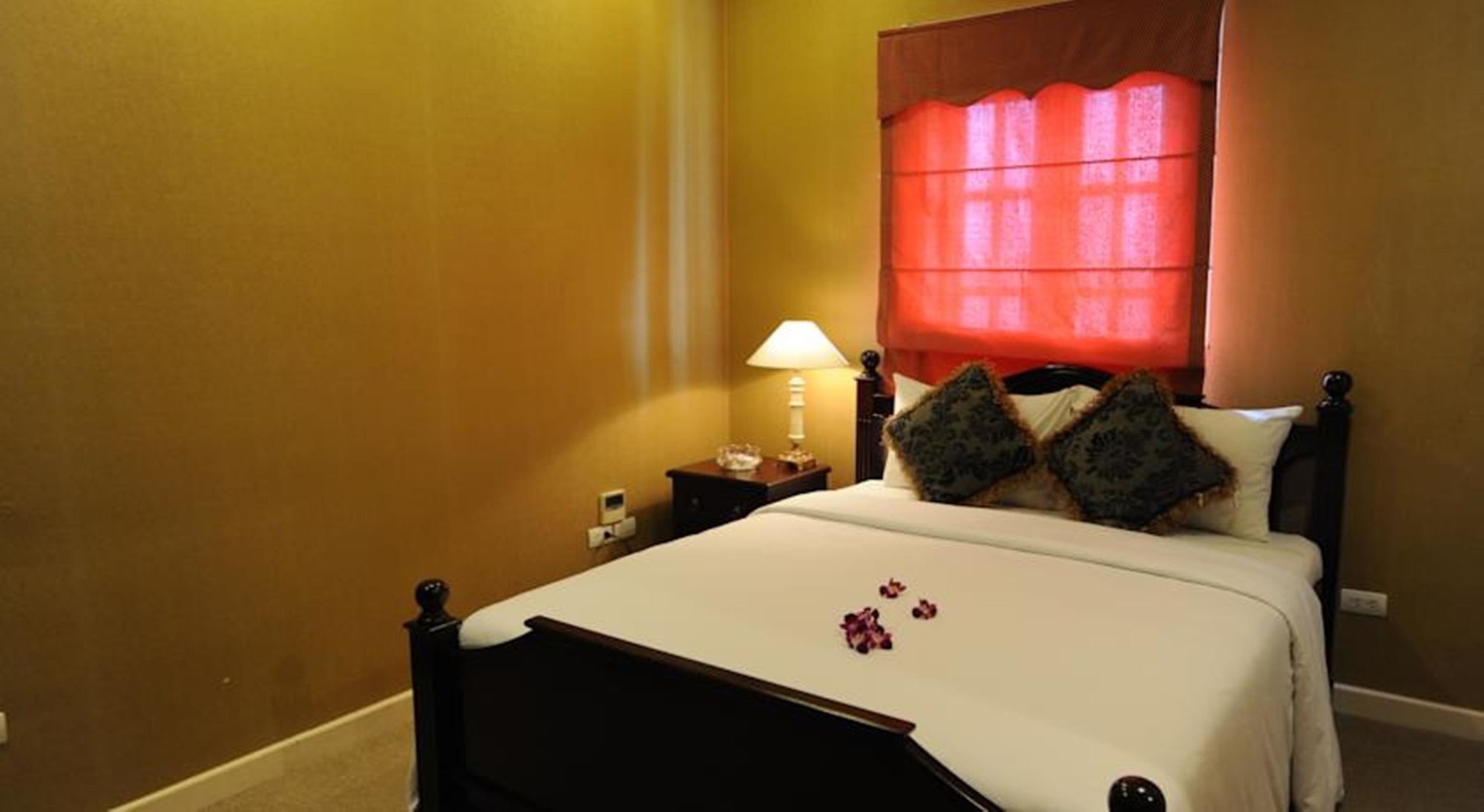Khách sạn Toki Saigon And 3*