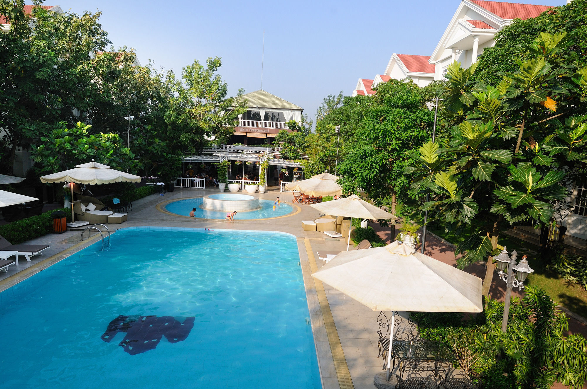 Toki Saigon And Khách sạn 3*