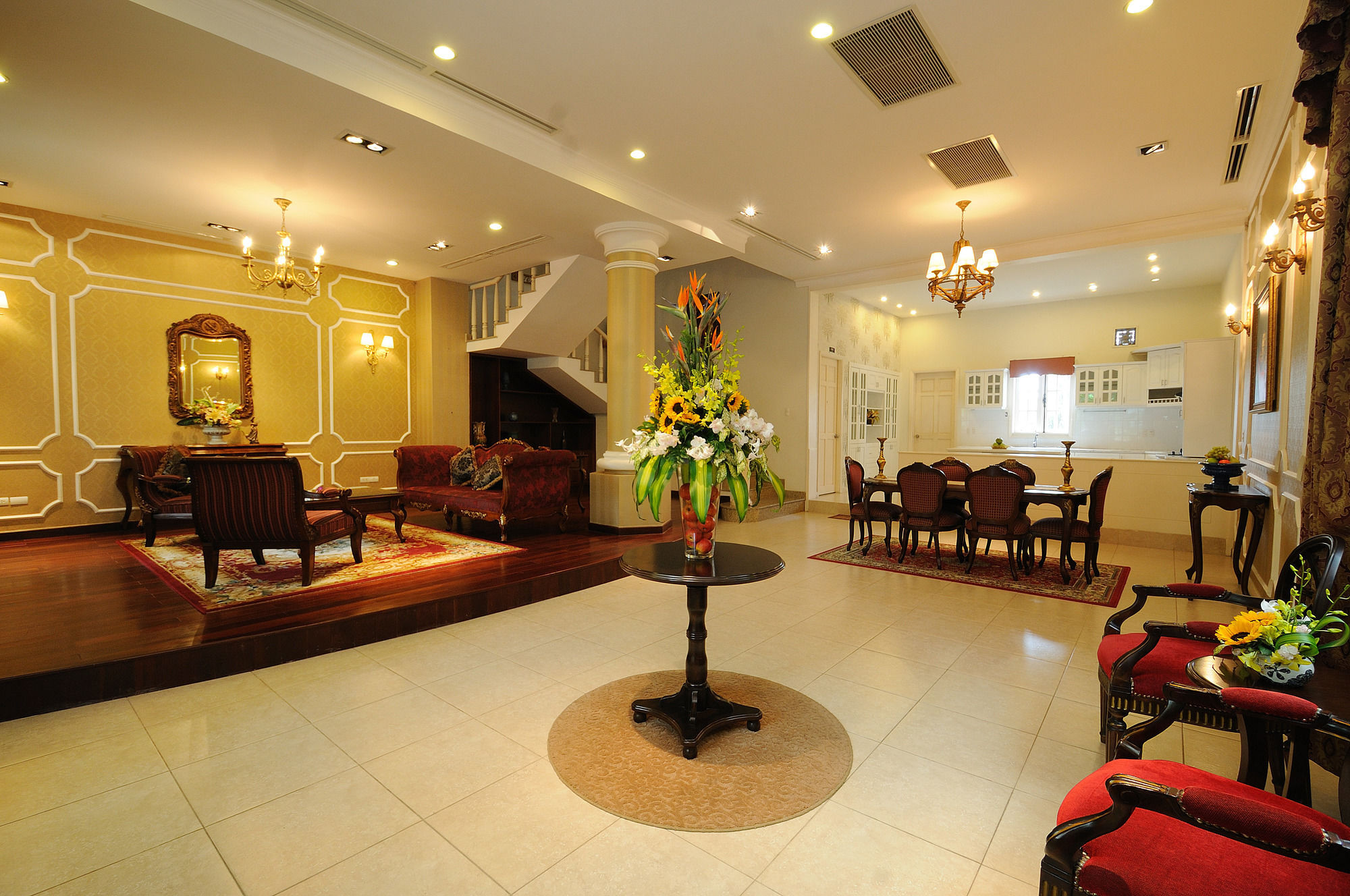 Hotel Toki Saigon And Ho Chi Minh City