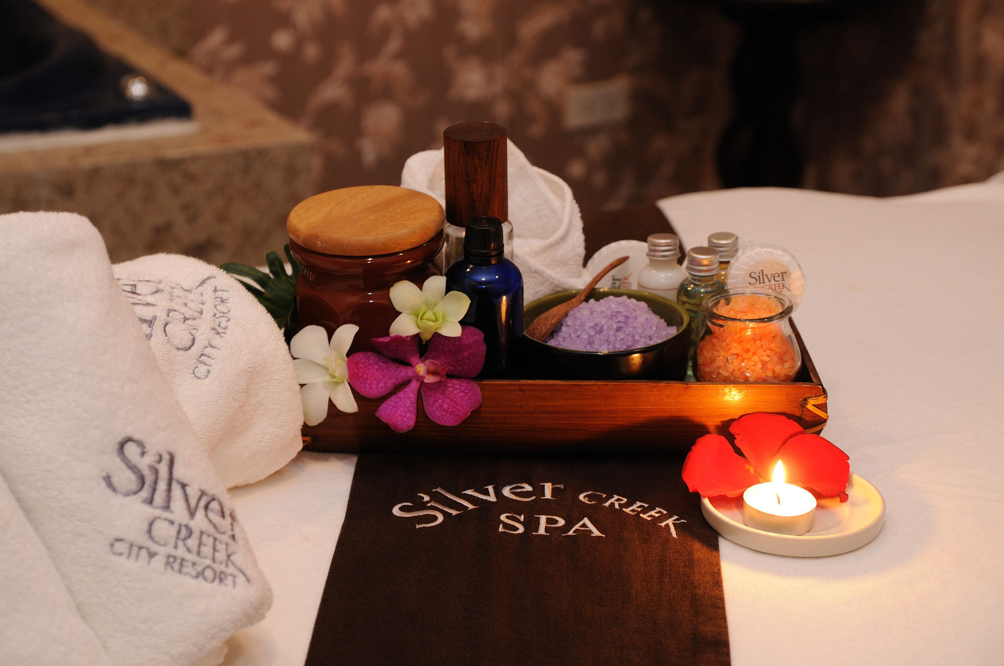 Toki Saigon And Hotel 3*