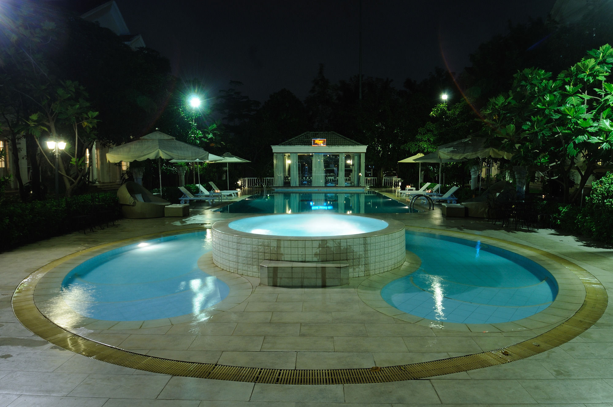 Toki Saigon And Hotel