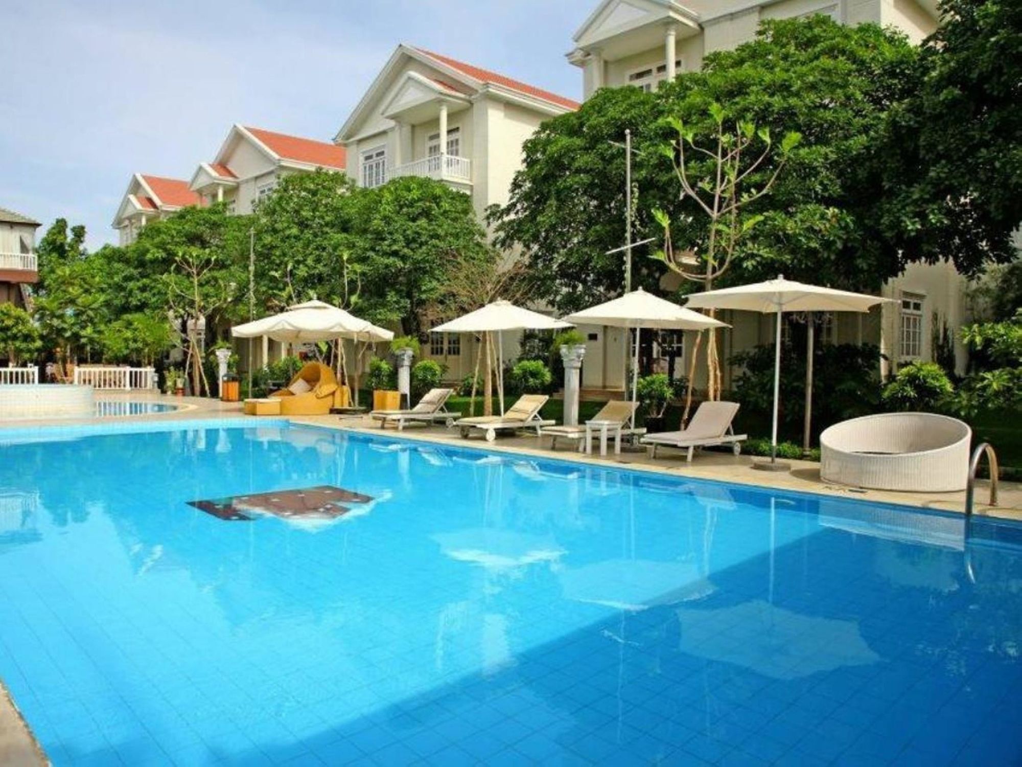 Hotel Toki Saigon And